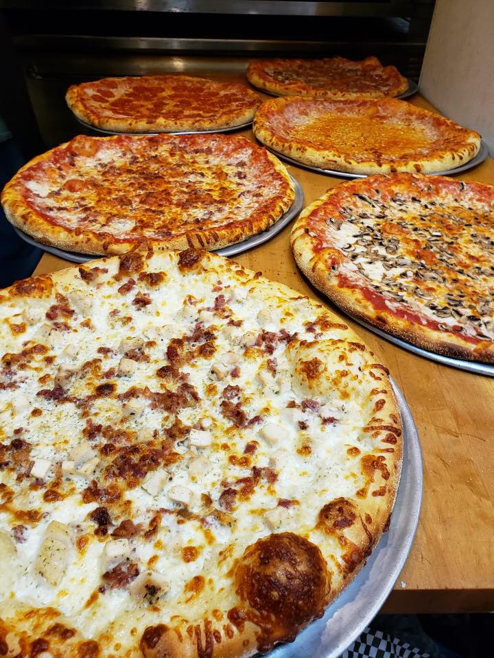 moultons market pizzas